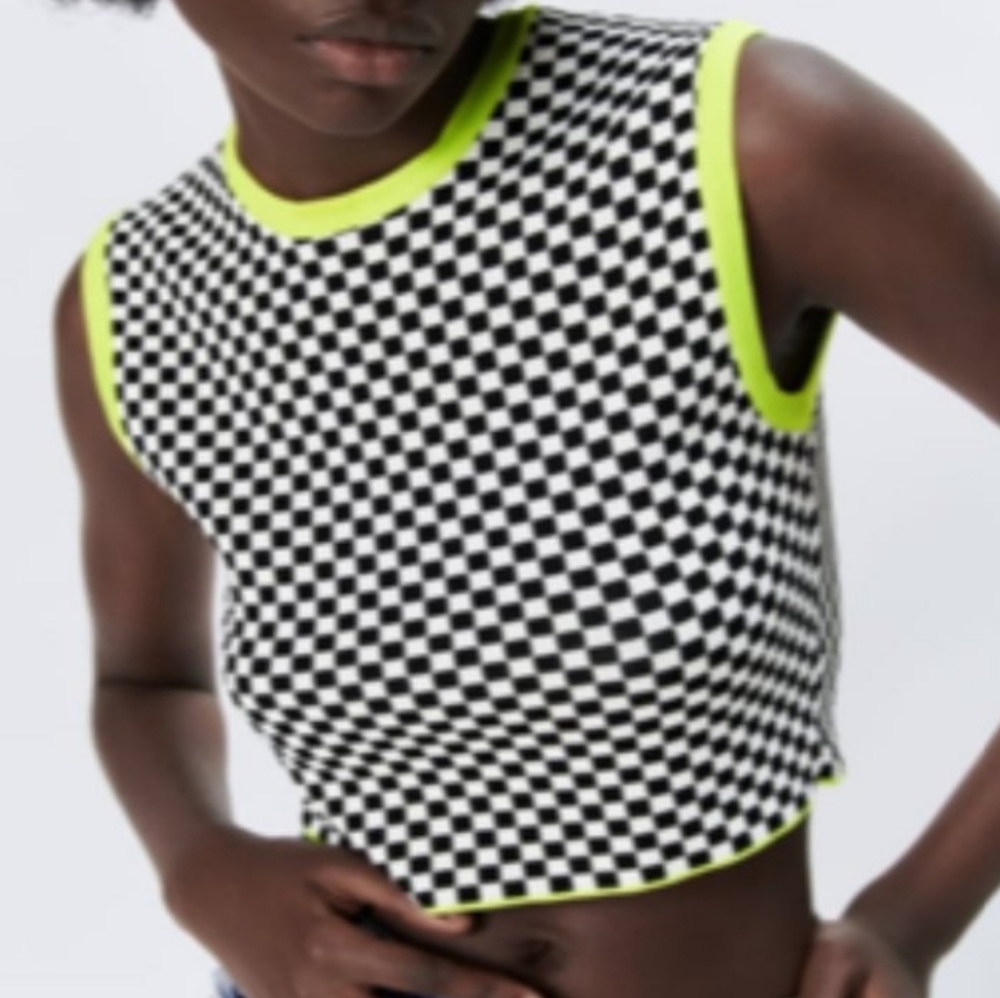 Zara, NWOT! Checkered Black and White Crop Top, Size Medium